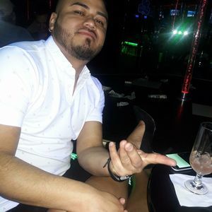 Meet your Posher, Rony